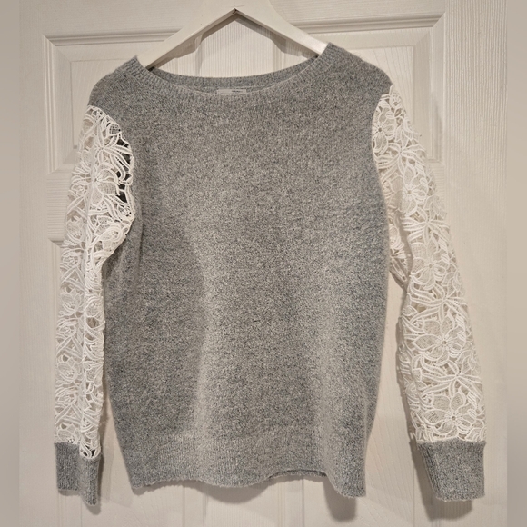 Halogen Sweater Lace Sleeves Womens Size Med Gray and White Wool Alpaca Blend - Picture 3 of 8